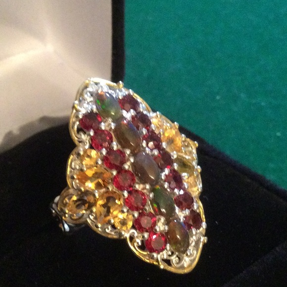 Breathtaking Genuine Fiery Opals, Citrine & Garnet Ring - Picture 9 of 16